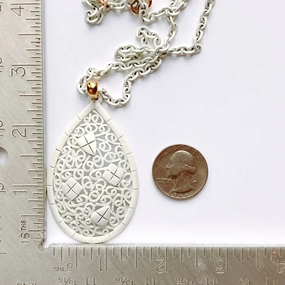 VTG 1960s 1970s Pendant Necklace White Enamel Filigree Mod Statement Jewelry